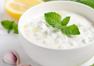 Molho para salada com iogurte