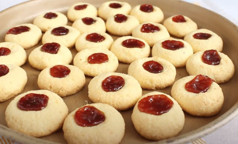 Biscoito amanteigado com goiabada