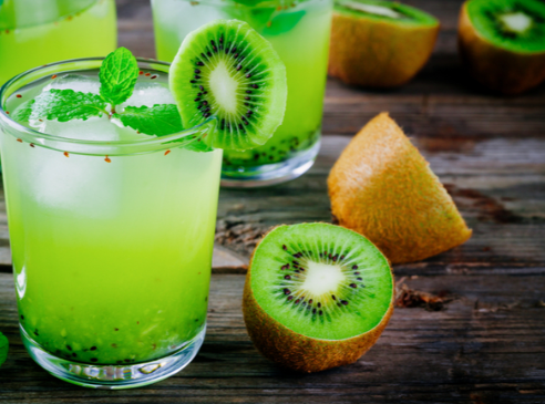 Caipirinha de kiwi