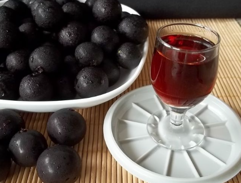 Licor de jabuticaba