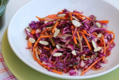 Salada de repolho roxo