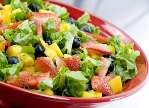 Salada tropical com frutas