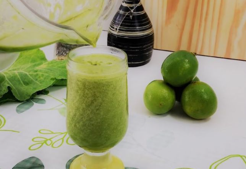 Suco de couve com limão