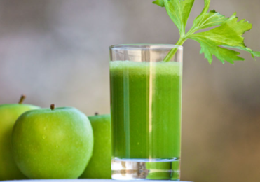 Suco de maçã verde