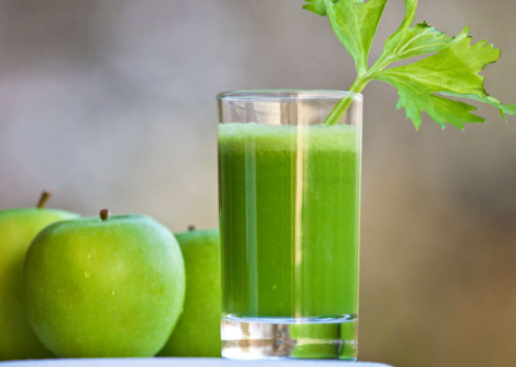 Suco de maçã verde