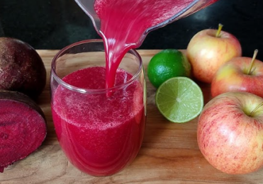 Suco de beterraba com maçã