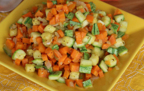 Salada de abobrinha e cenoura