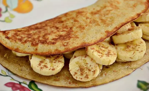Crepioca de banana e queijo