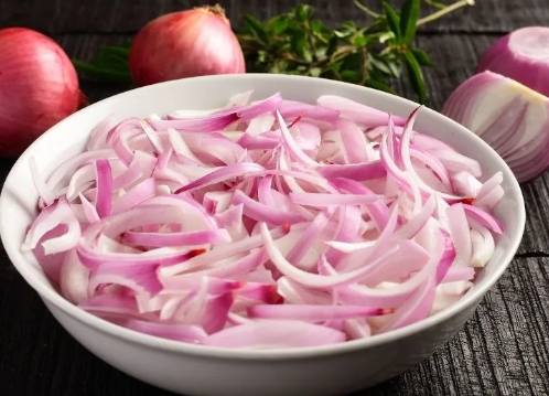 Salada de cebola para churrasco