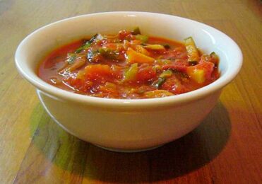 Minestrone com Almôndegas