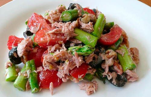 Salada de atum com azeitonas